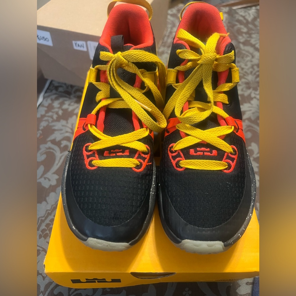 Lebron James basketball shoes- Black, Yellow & Orange